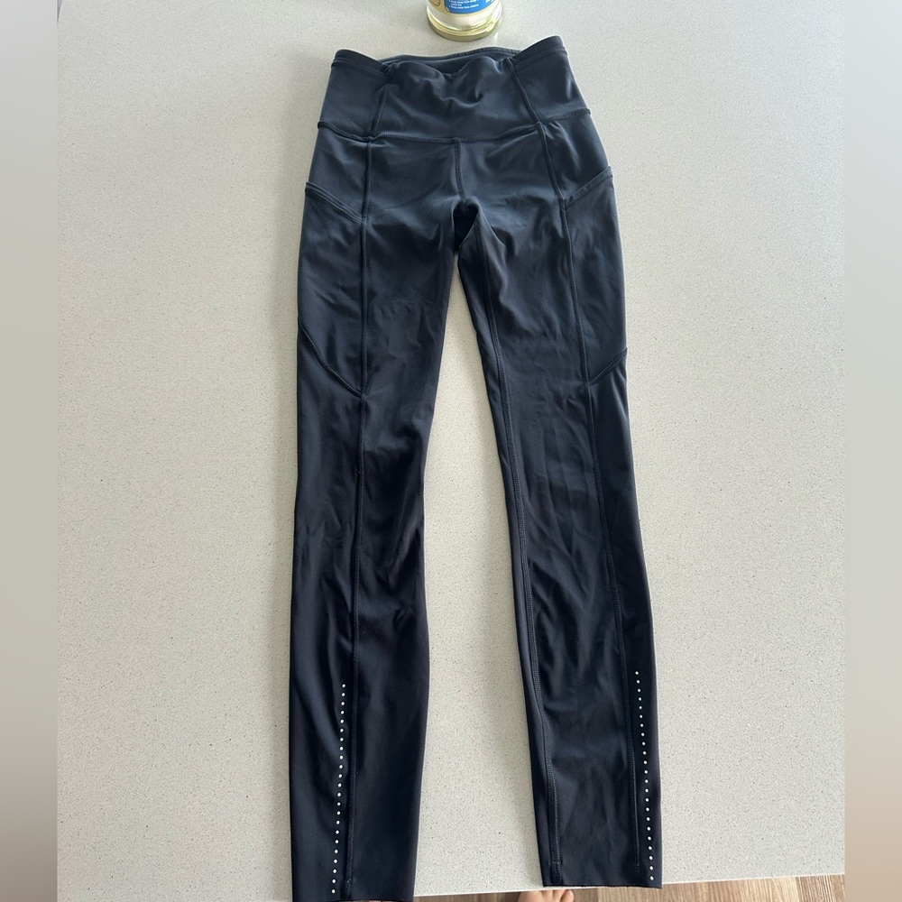 NWOT Lululemon Women's Fast Free High Rise Tight Leggings Sz 2 Black Activewear